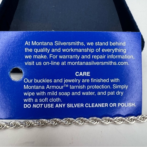 Montana Silversmiths Crystal Shine Three Ring Necklace Topaz, Cubic Zirconia 19” - Picture 5 of 5